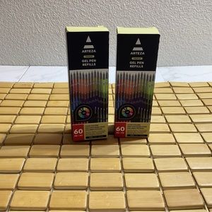 Arteza gel pen refills.